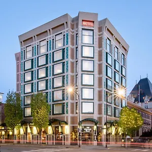 The Magnolia & 5*, Victoria Canada
