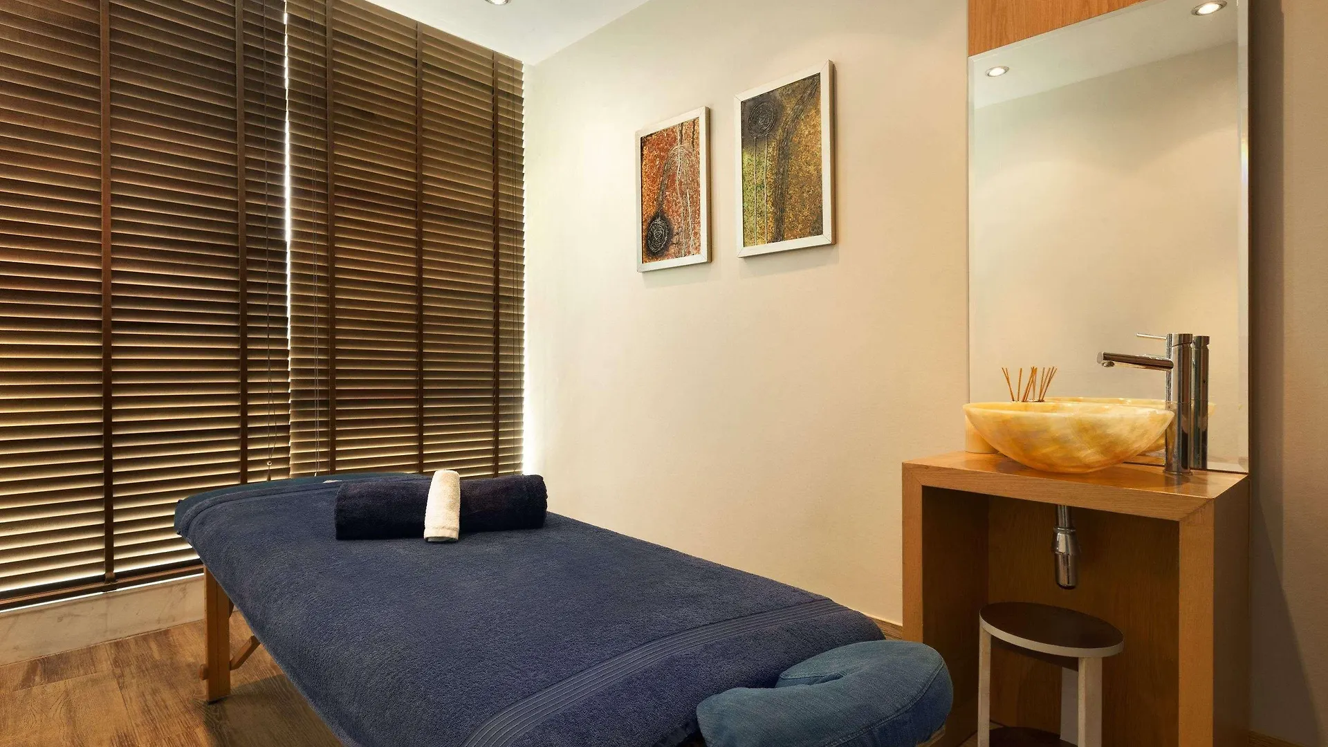 ****  Montreal Barsha Hotel Dubai Birleşik Arap Emirlikleri