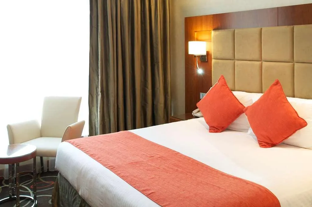 Montreal Barsha Hotel Dubai