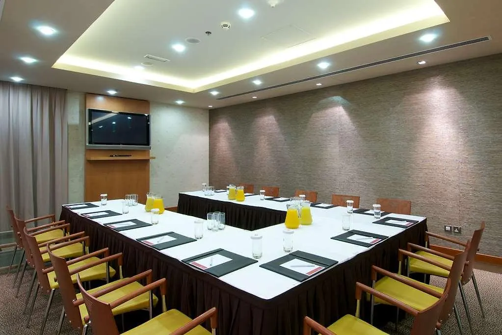 Montreal Barsha Hotel Dubai 4*,