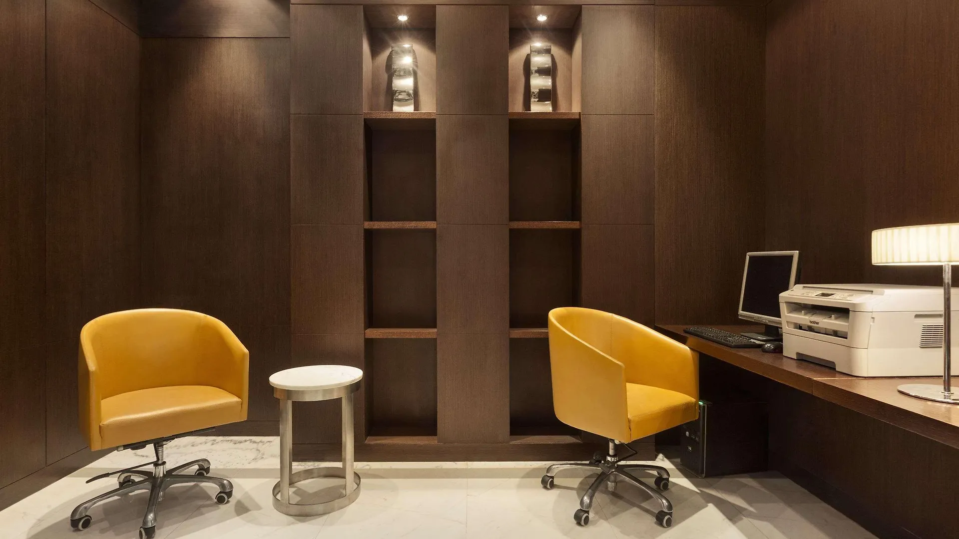 Montreal Barsha Hotel Dubai