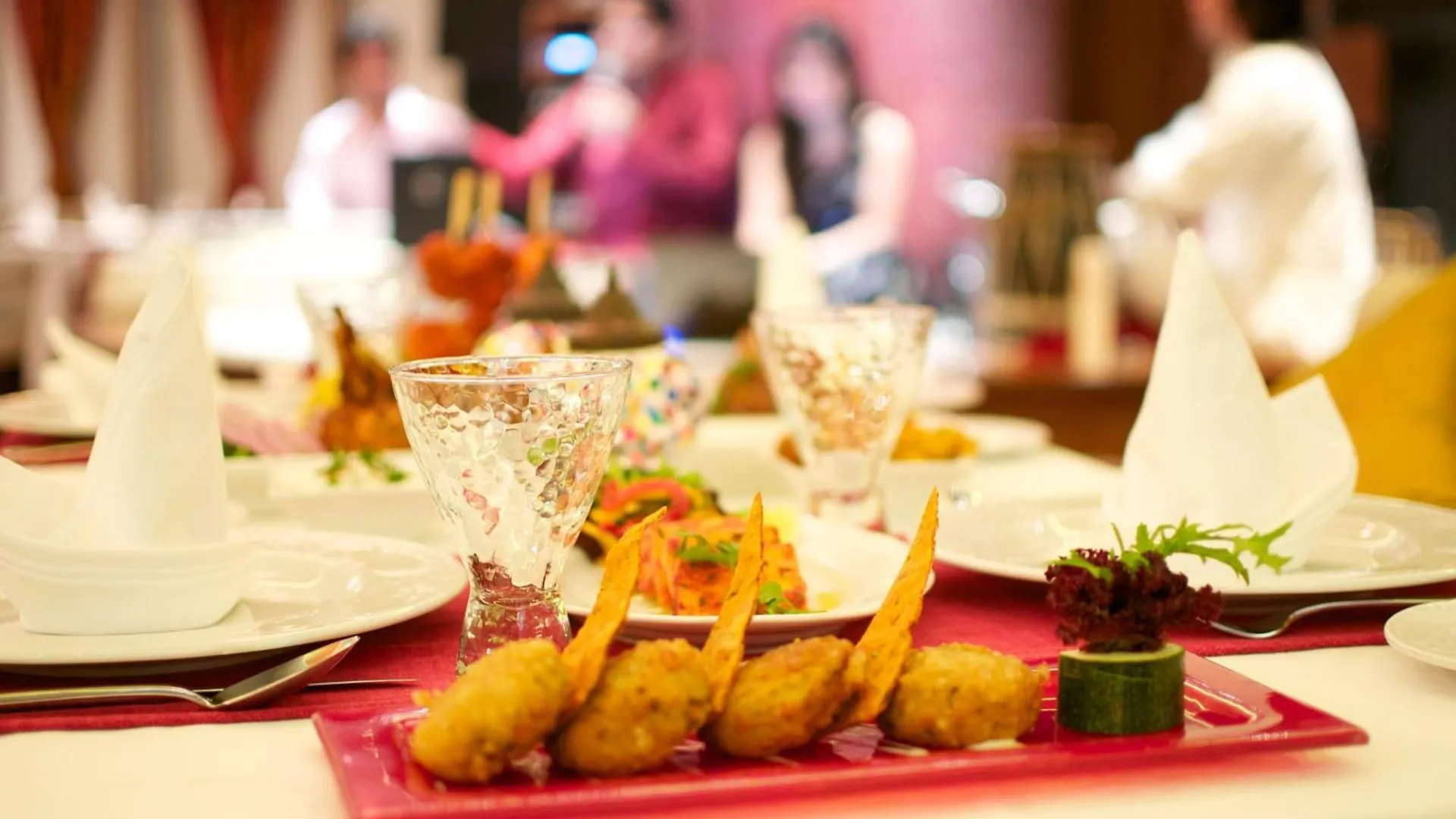 Montreal Barsha Hotel Dubai